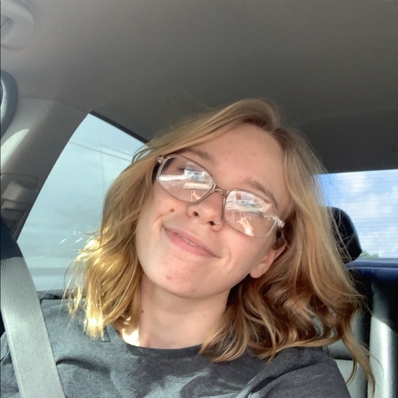 Profile Picture of Alexandra Tolbert (@agtolbert1203) on Poshmark