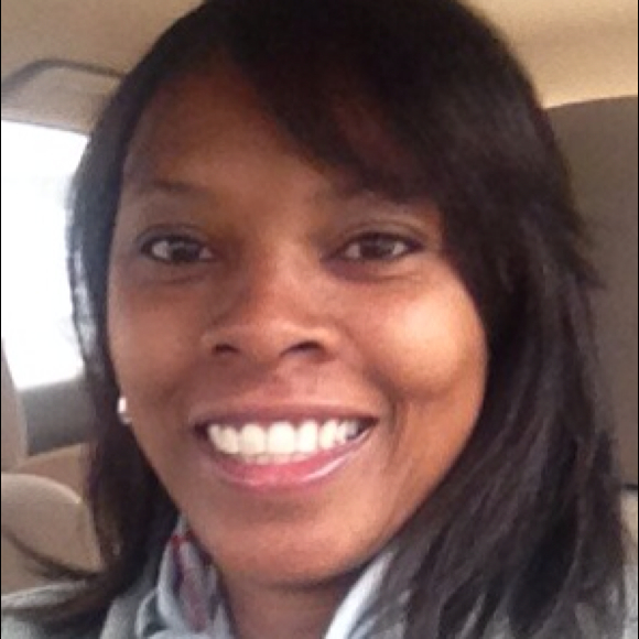 Profile Picture of Loretta Jones (@rettaj) on Poshmark