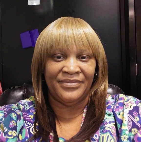 Lashonda Moore - Poshmark Profile Picture of Lashonda Moore (@kayemoore72) on Poshmark