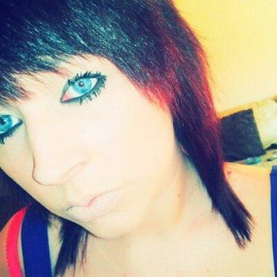 Profile Picture of Stacie Hunter (@staciehuntz) on Twitter