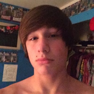 Profile Picture of Thomas Halverson (@beasty_boy4321) on Twitter