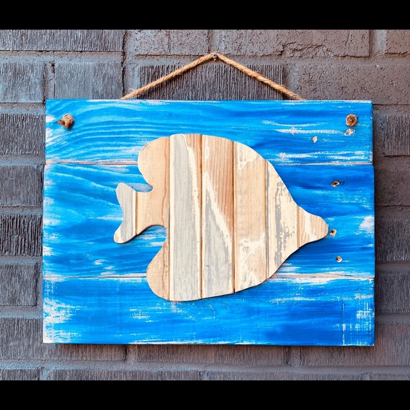 Profile Picture of Cass Saltzer (@c_saltzer) on Poshmark