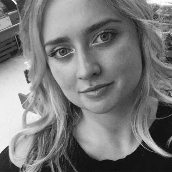 Profile Picture of Christina Sukach (@freethiinker) on Poshmark