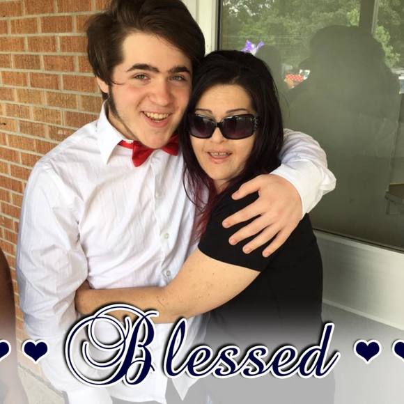 Profile Picture of Robin Sappington-poteet (@robinsappington) on Poshmark