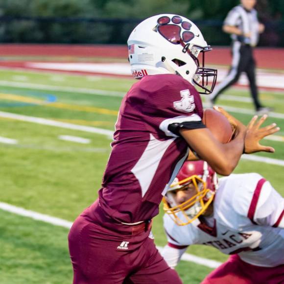 Profile Picture of Corey Casteline (@coreycasteline) on Poshmark