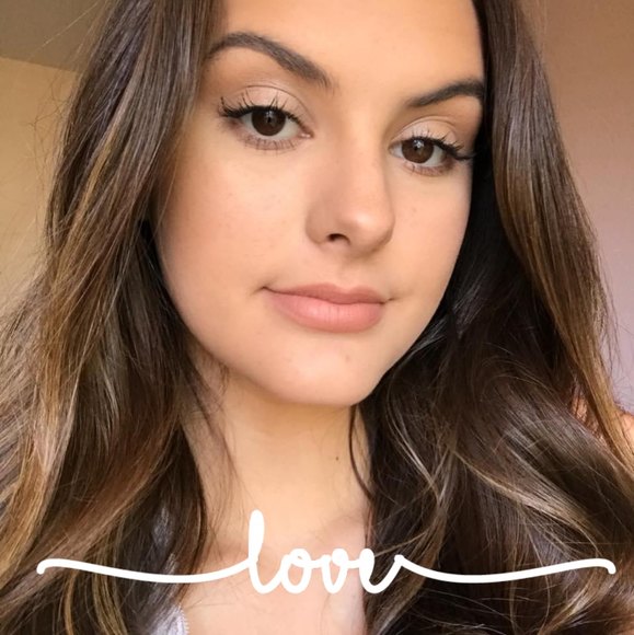 Profile Picture of Danielle Kirby (@daniellejkirby) on Poshmark