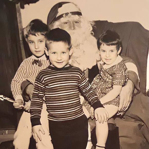 Profile Picture of Carolyn Forkenbrock (@cforkenbrock) on Poshmark