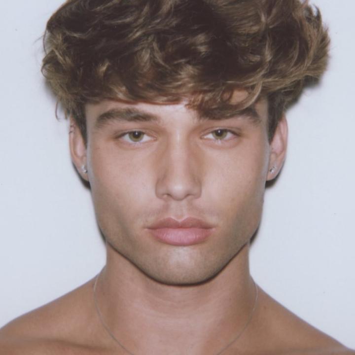 Profile Picture of brady (@@bradypotter) on Tiktok