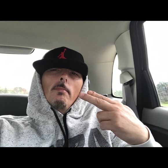 Profile Picture of Kenneth Mcintyre (@shady626) on Poshmark