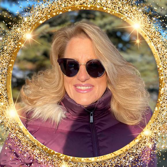 Profile Picture of Erica Boersma (@boersma99) on Poshmark