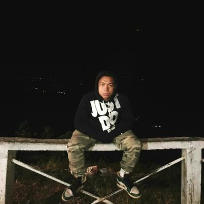 Profile Picture of Pacleb Michael  🖕 (@Paclebb) on Twitter