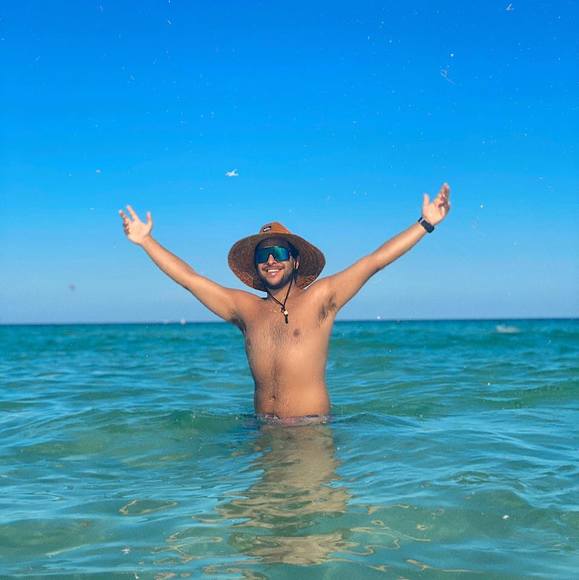 Profile Picture of Gonzalo Cañizalez (@gonxxalez90) on Poshmark