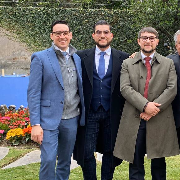 Profile Picture of Alvaro Olivares lopez (@olivares) on Poshmark