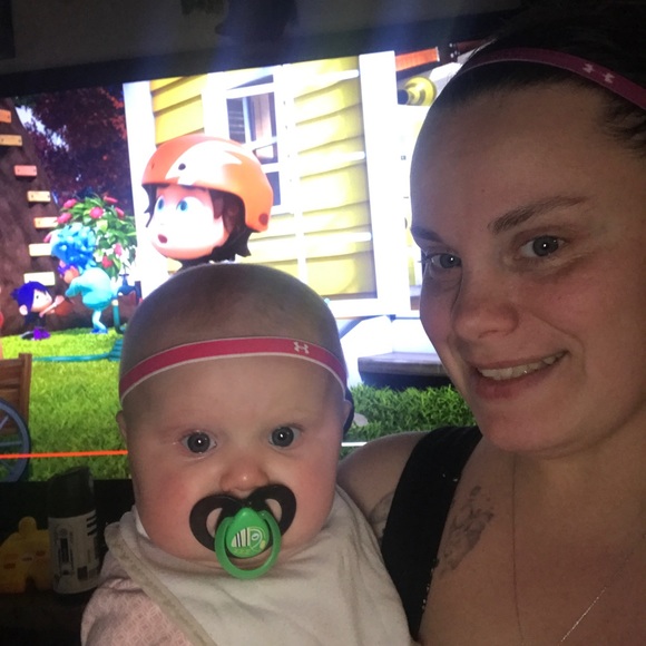 Profile Picture of Rhonda Emerick (@rhondaemerick) on Poshmark