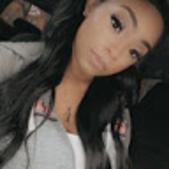 Profile Picture of Jasmine Stovall (@jasminestova679) on Poshmark