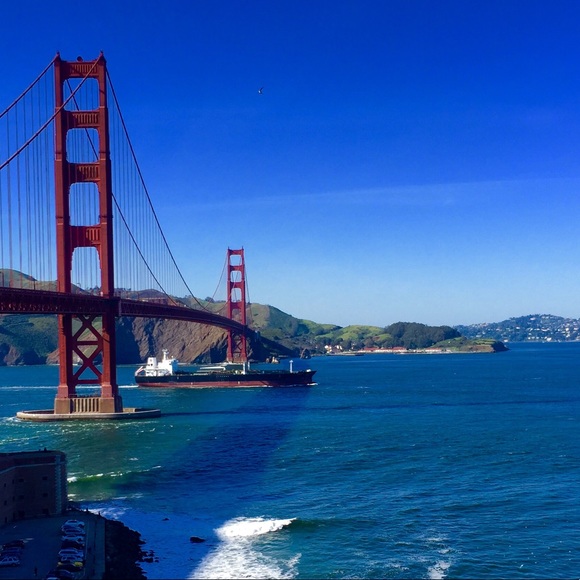 Profile Picture of Julian Hansen (@julian_hansen01) on Poshmark