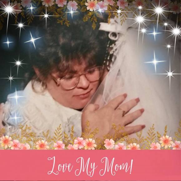 Profile Picture of Kimberly Dunleavy hartman (@kimharts) on Poshmark