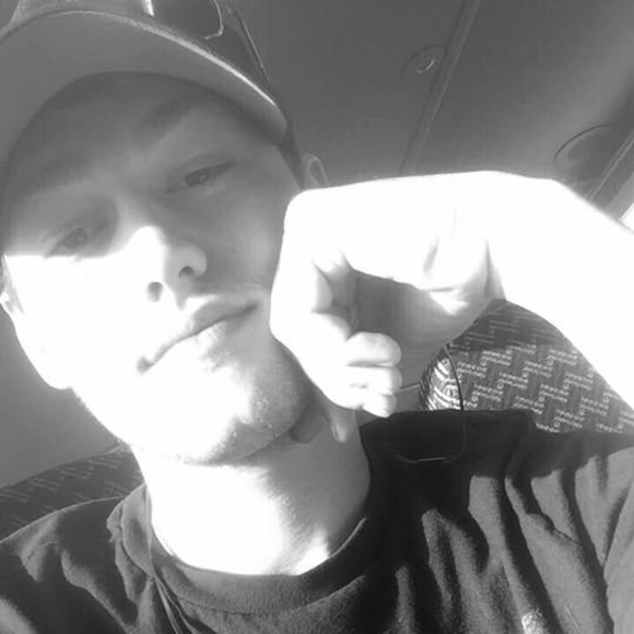 Profile Picture of Isaiah Huffman (@huffmanisaiah) on Poshmark