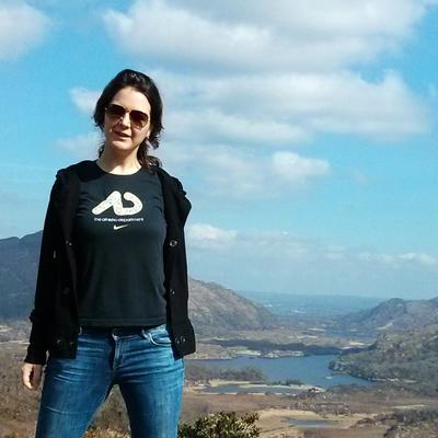 Profile Picture of Iris Carballo (@IrisC_Z) on Twitter