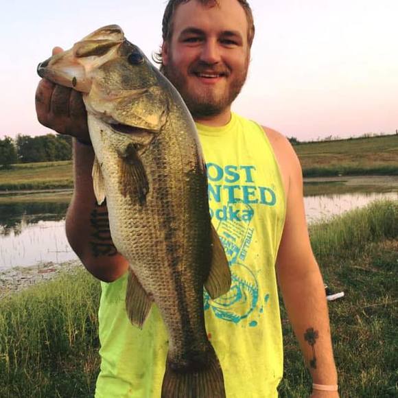 Profile Picture of Bradley Yonts (@bradyonts) on Poshmark