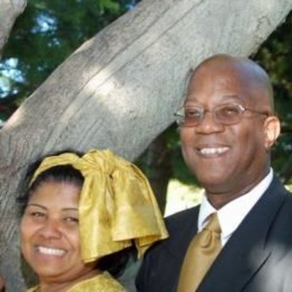 Profile Picture of Michele Gamble (@michelegamble) on Poshmark