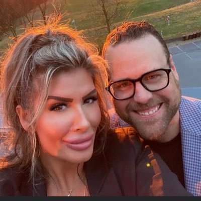 Profile Picture of Chad Cuvo (@NIKECHASER1) on Twitter