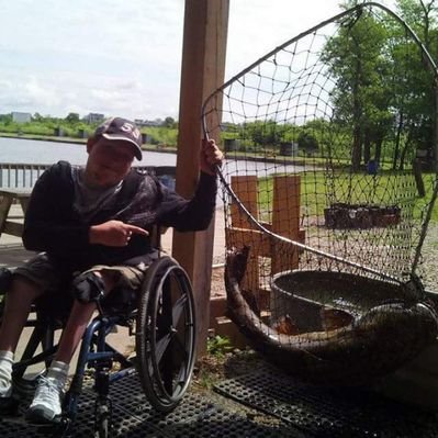 Profile Picture of Aaron Underwood (@S1R_SN33KZ_ALOT) on Twitter