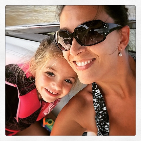 Profile Picture of Christine Schlieker (@slick_crow1) on Poshmark