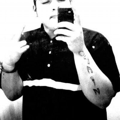 Profile Picture of Zach Suarez (@zacharoo254) on Twitter