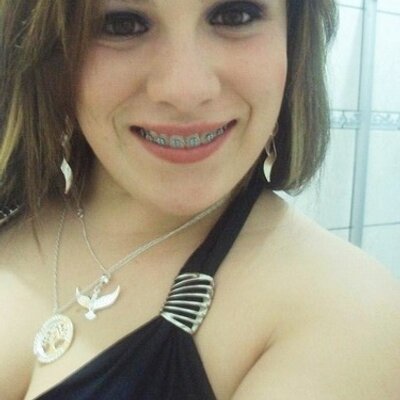 Profile Picture of Cristiane Lopes (@cristianebluhm) on Twitter