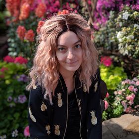 Profile Picture of Emily Craven (@ravcrave) on Pinterest