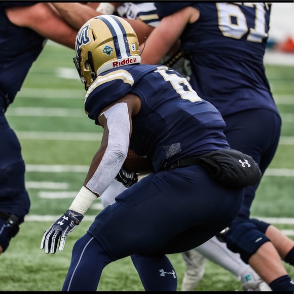 Profile Picture of Justin Cauley (@jaycauley5) on Poshmark