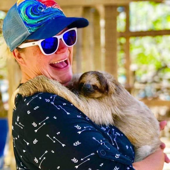 Profile Picture of Kate Potter (@planekate) on Poshmark