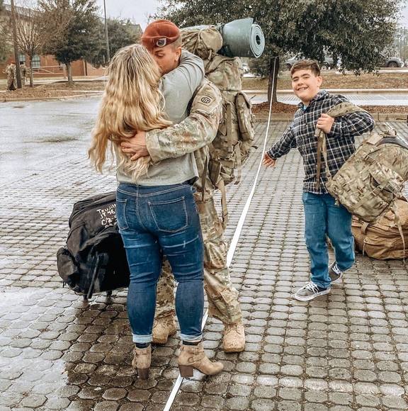 Ashley Hillebrand - Poshmark Profile Picture of Ashley Hillebrand (@atrujillo16) on Poshmark