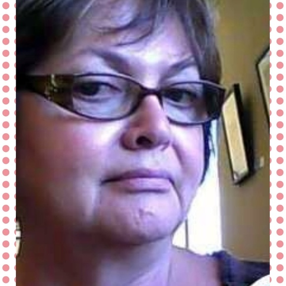 Profile Picture of Terry Calsadillas (@tcalsadillas) on Poshmark