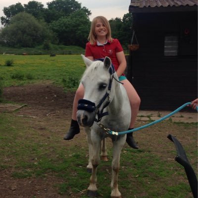 Profile Picture of Amy & Troy ❤️ (@amy_troy7) on Twitter