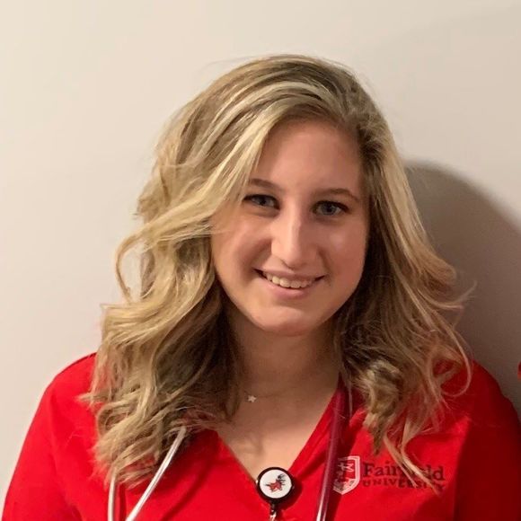 Profile Picture of Sabrina Sgobba (@sabrinasgobba) on Poshmark