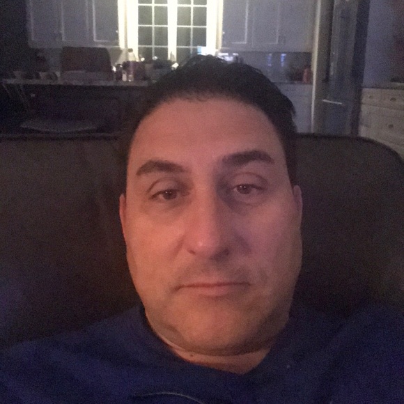 Profile Picture of Keith Lucas (@kipokeith) on Poshmark