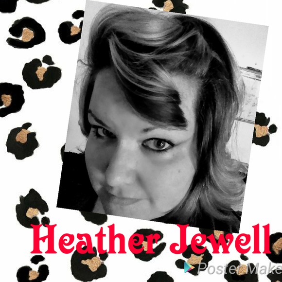 Profile Picture of Heather Jewell (@hjewell541) on Poshmark