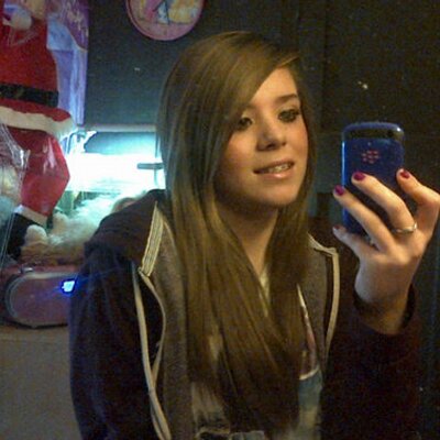 Profile Picture of Kimberley Gibbs (@Kimmieechelsea) on Twitter