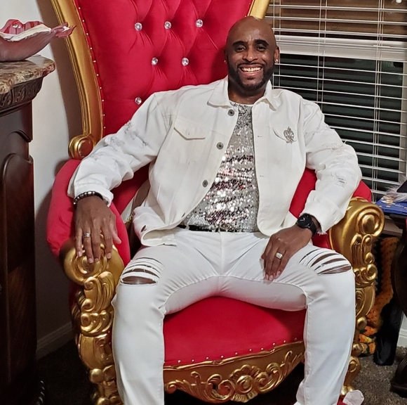 Profile Picture of Anthony Mcduff (@mcduff903) on Poshmark