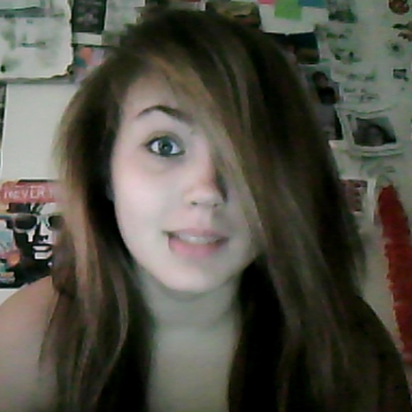 Sabrina Randall - Poshmark Profile Picture of Sabrina Randall (@sabrinarandall) on Poshmark