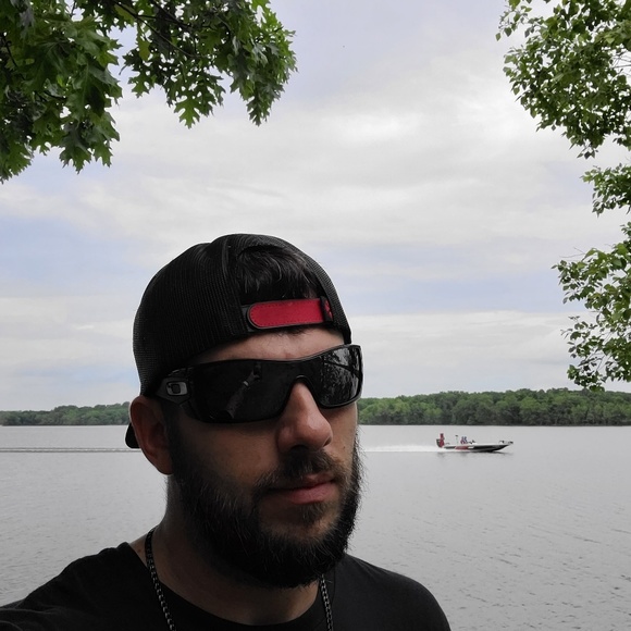 Profile Picture of Steven Carter (@stevocarter1988) on Poshmark