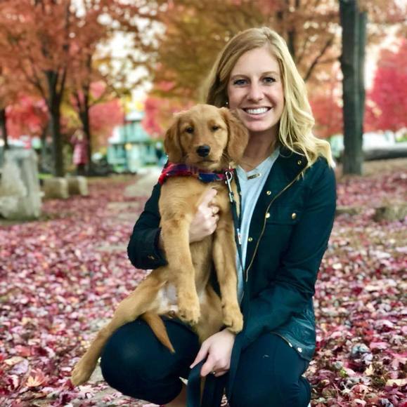 Profile Picture of Carly Wallace (@carlywallace131) on Poshmark