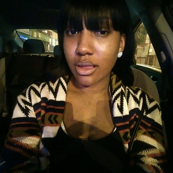 Profile Picture of Jennifer Mitchell (@jennjenn2788) on Poshmark