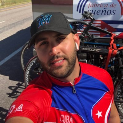 Profile Picture of Carlos Lazo (@CarlosL67525362) on Twitter