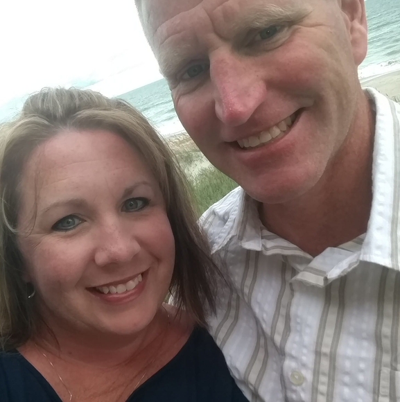 Profile Picture of Olivia Lockhart (@olivia37) on Poshmark