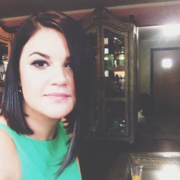 Profile Picture of Raluca Muresan (@muresan_raluca) on Poshmark