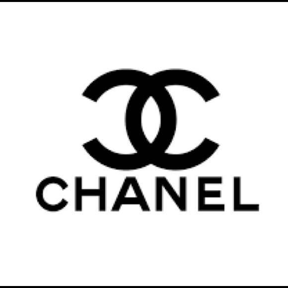 Profile Picture of Cassetta Taylor (@designerbags67) on Poshmark