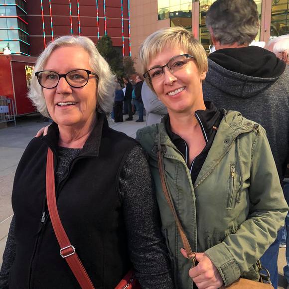 Profile Picture of Anjanette Sagona (@a_sagona) on Poshmark